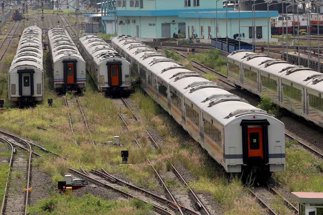 Depo Kereta Api Cipinang,...