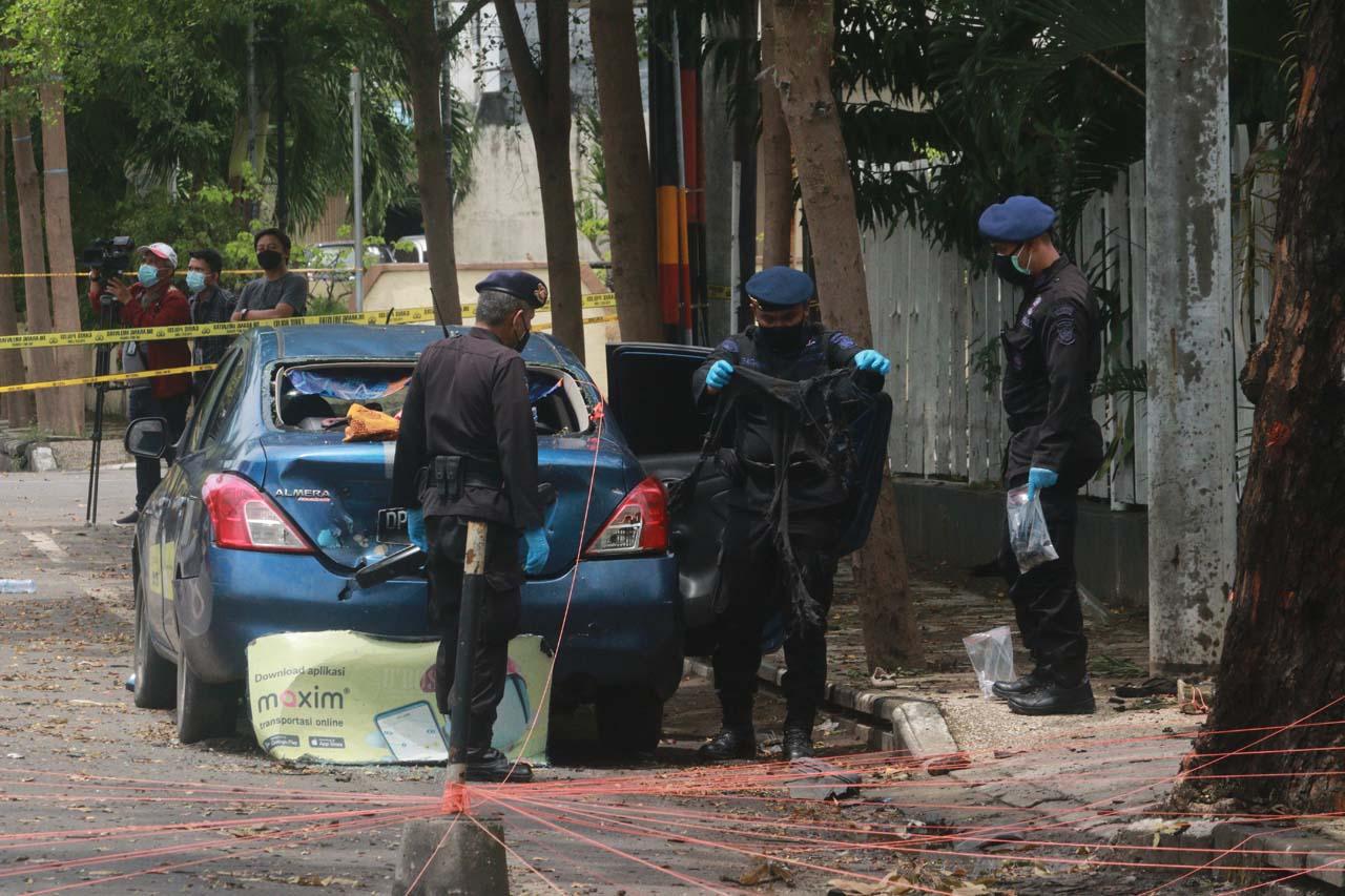 Pasca Ledakan, Polisi...