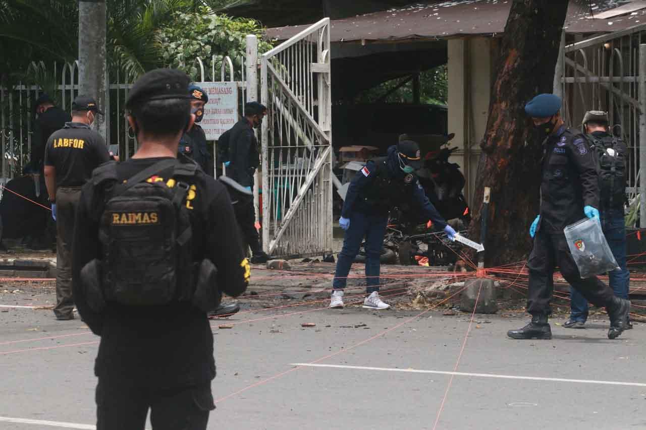 Pasca Ledakan, Polisi...