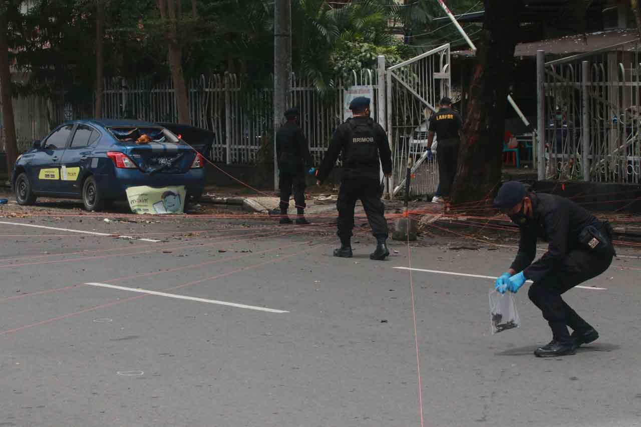 Pasca Ledakan, Polisi...