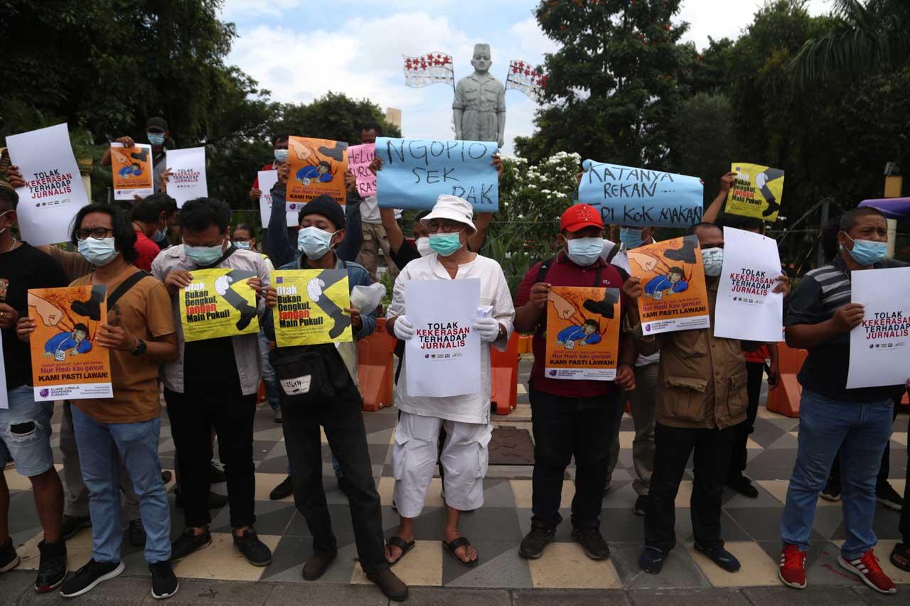 Wartawan Surabaya Disekap...