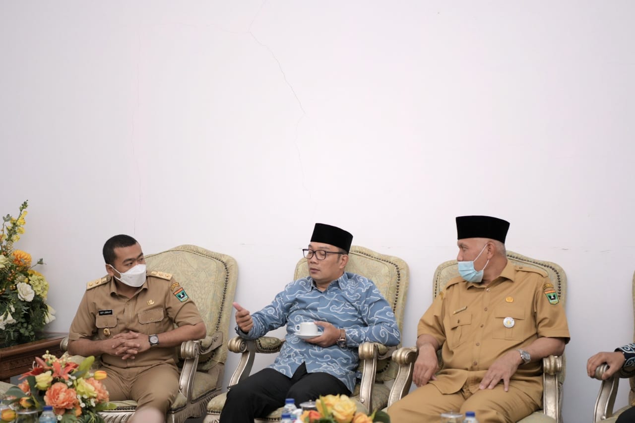 Jalin Silaturahmi, Gubernur...