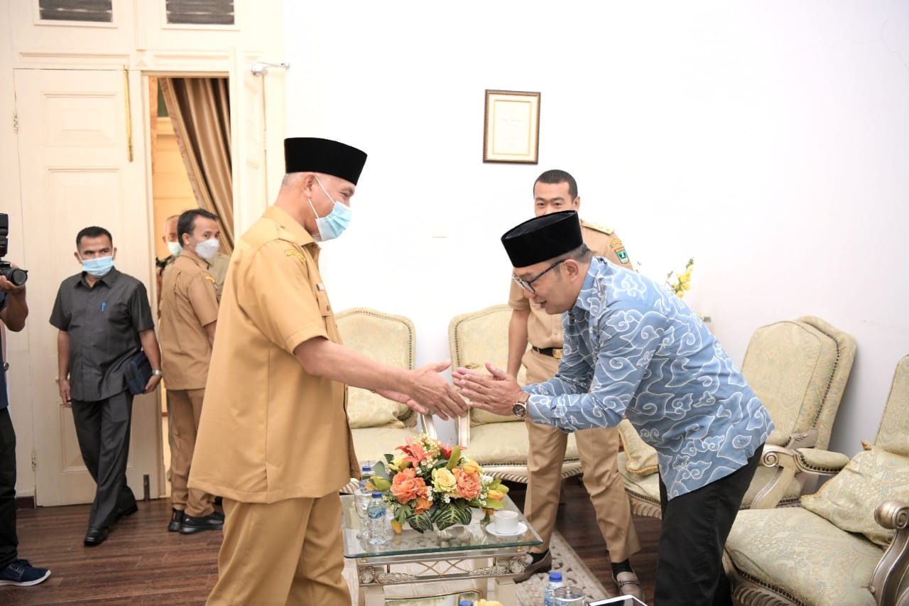 Jalin Silaturahmi, Gubernur...