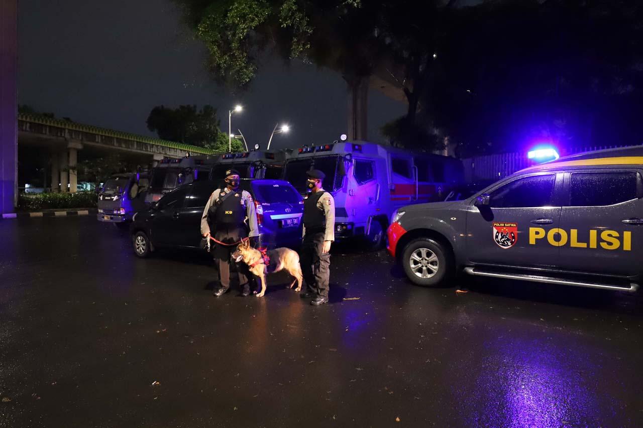 Pasca Serangan Teroris,...