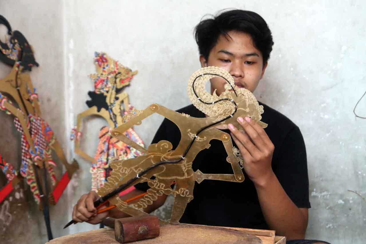 Keren, Remaja 16 Tahun...