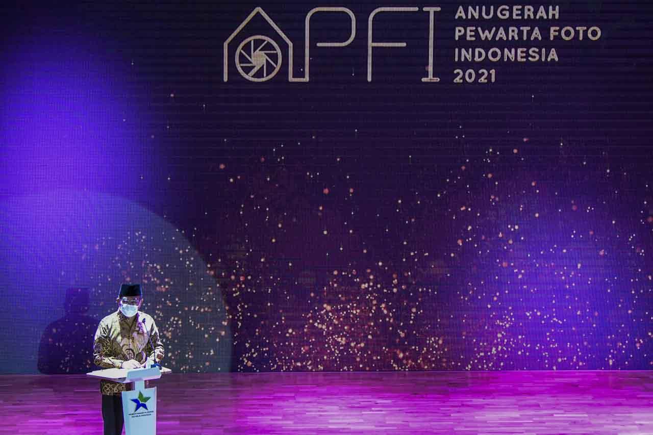 Anugerah Pewarta Foto...