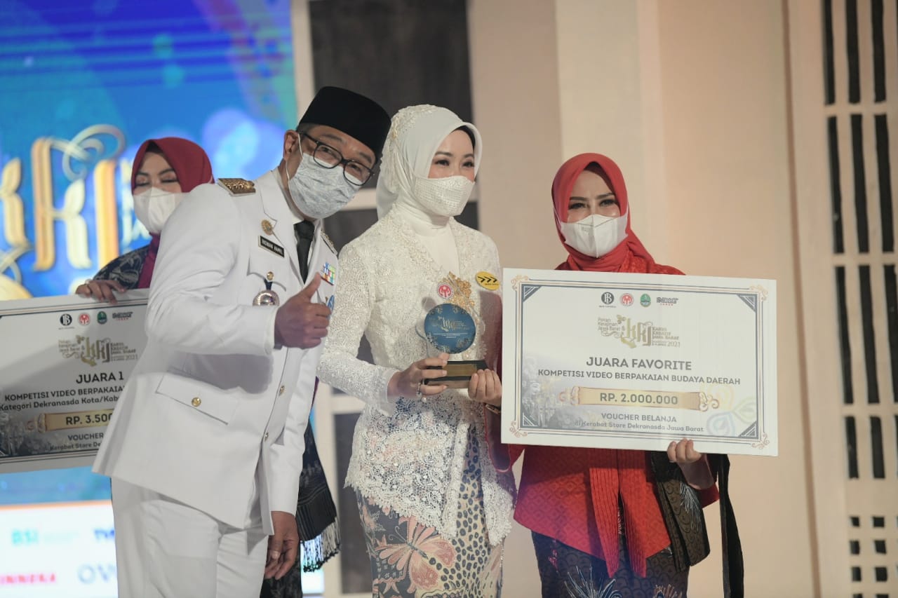 Ridwan Kamil Kampanyekan...