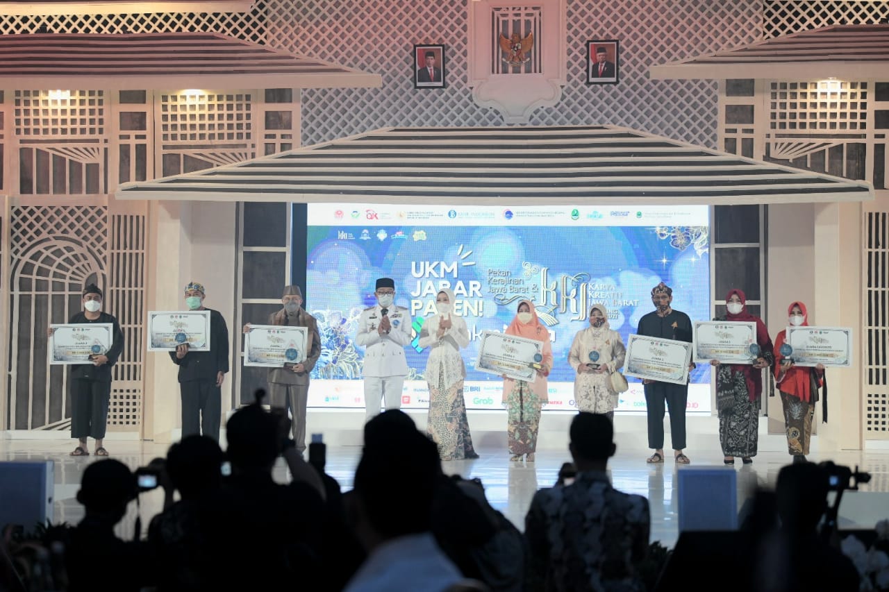Ridwan Kamil Kampanyekan...
