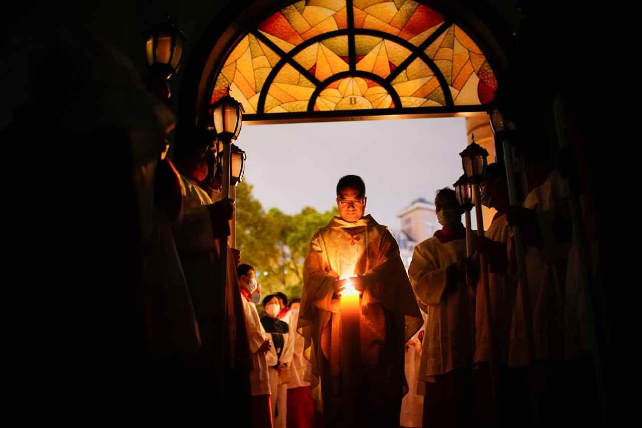 Ibadah Malam Paskah...