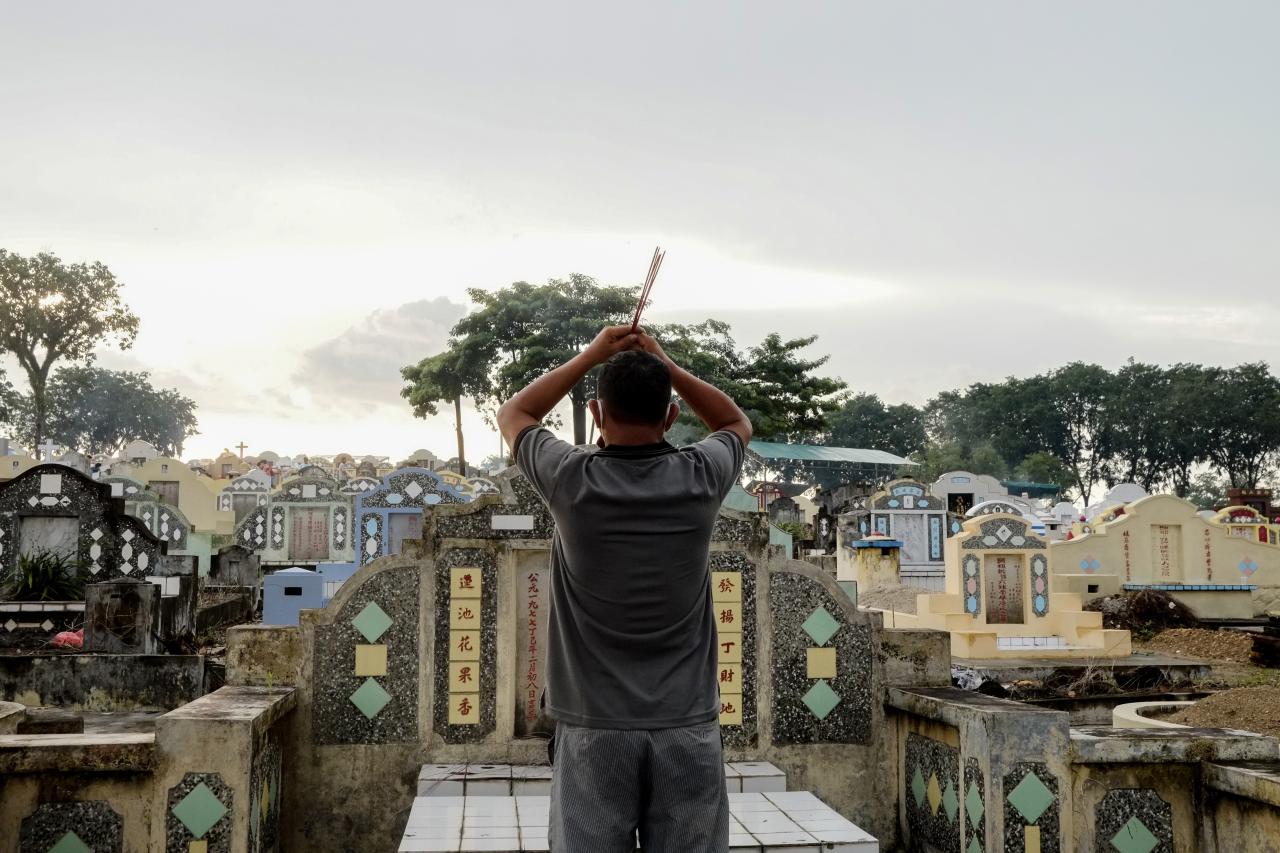 Tradisi Ceng Beng di...
