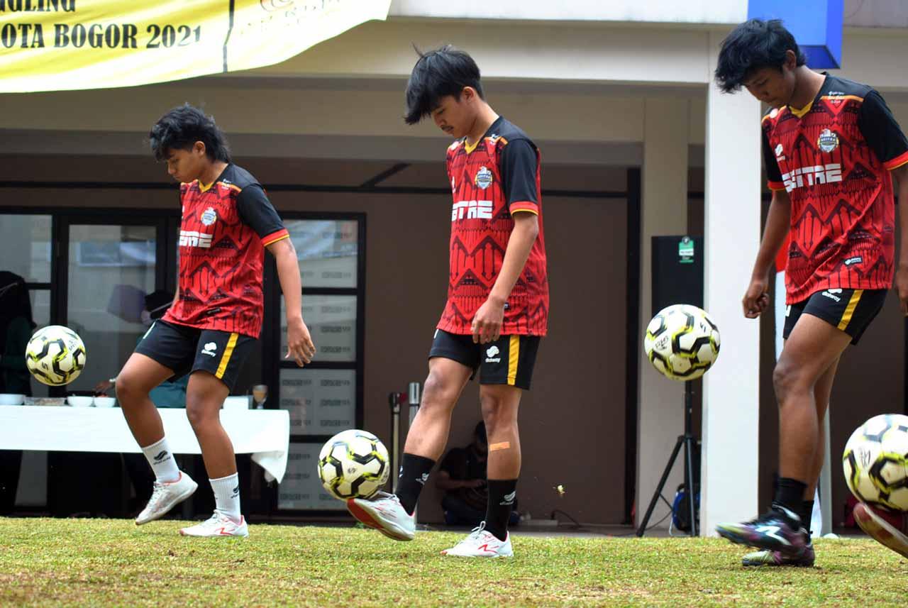 200 Peserta Ikuti Festival...