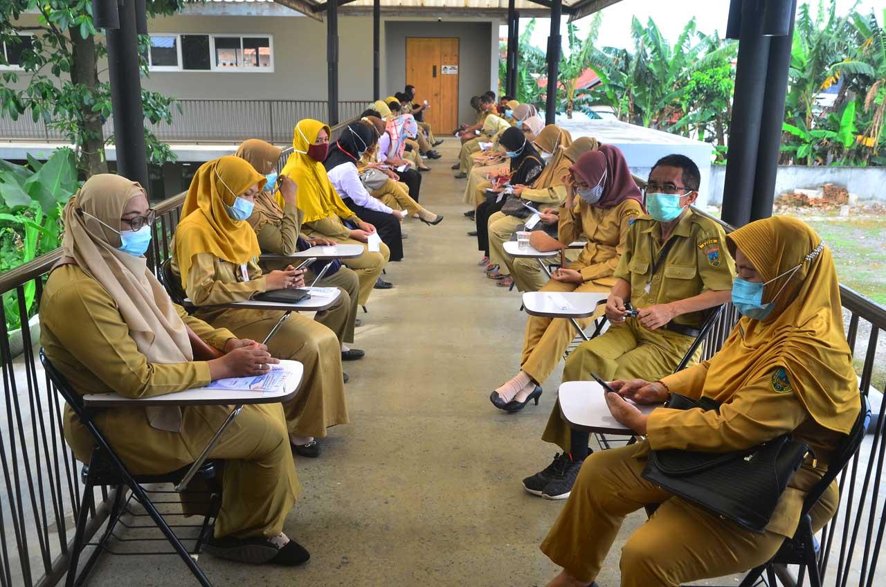 Ratusan Guru di Kudus...