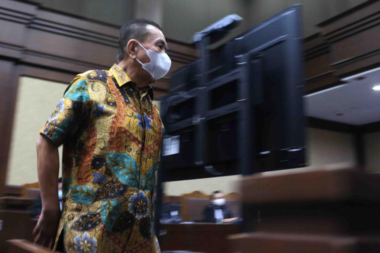 Terbukti Lakukan Suap...