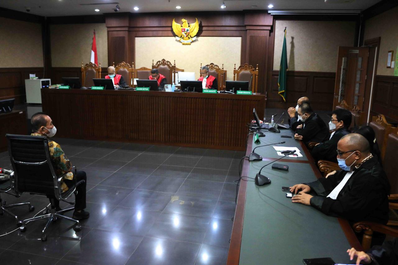 Terbukti Lakukan Suap...