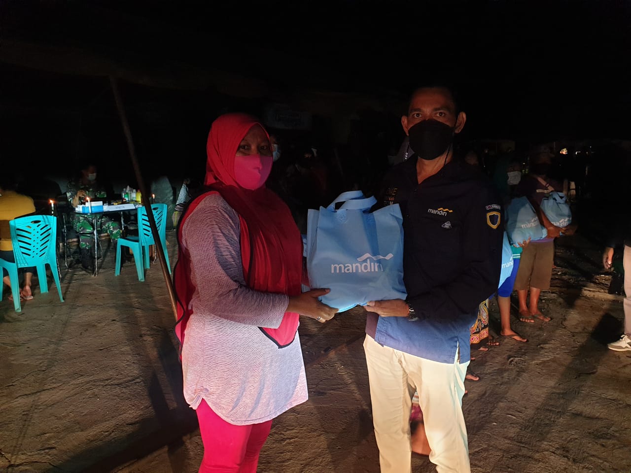 Bantuan Kemanusiaan...