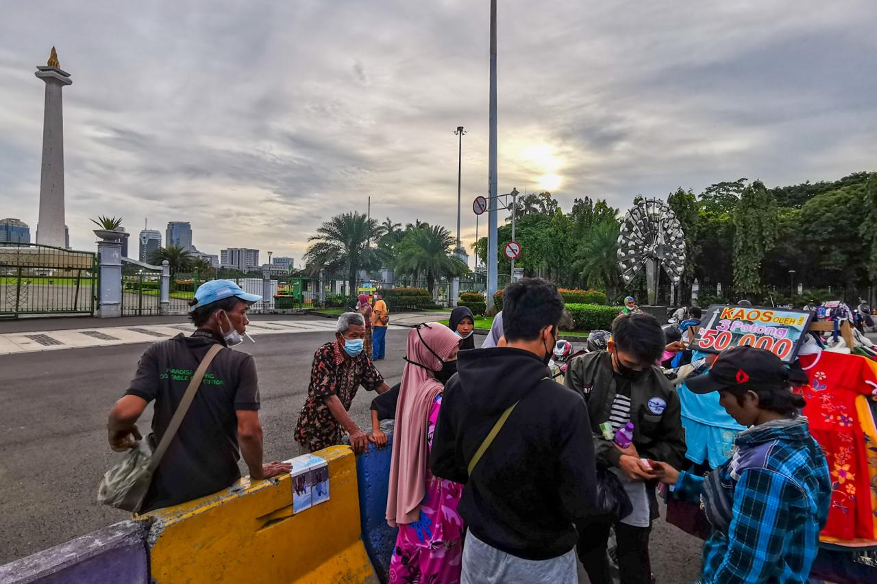 Pemprov DKI Perpanjang...