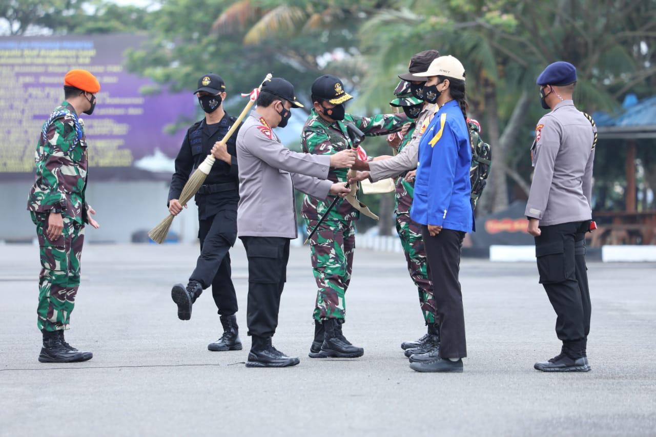 Panglima TNI dan Kapolri...