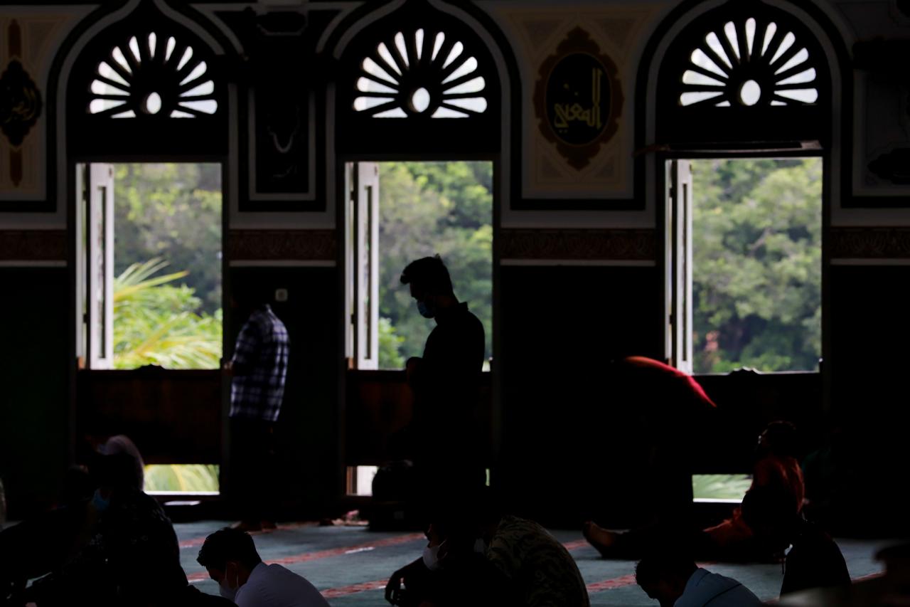 Masjid Agung Al-Azhar...