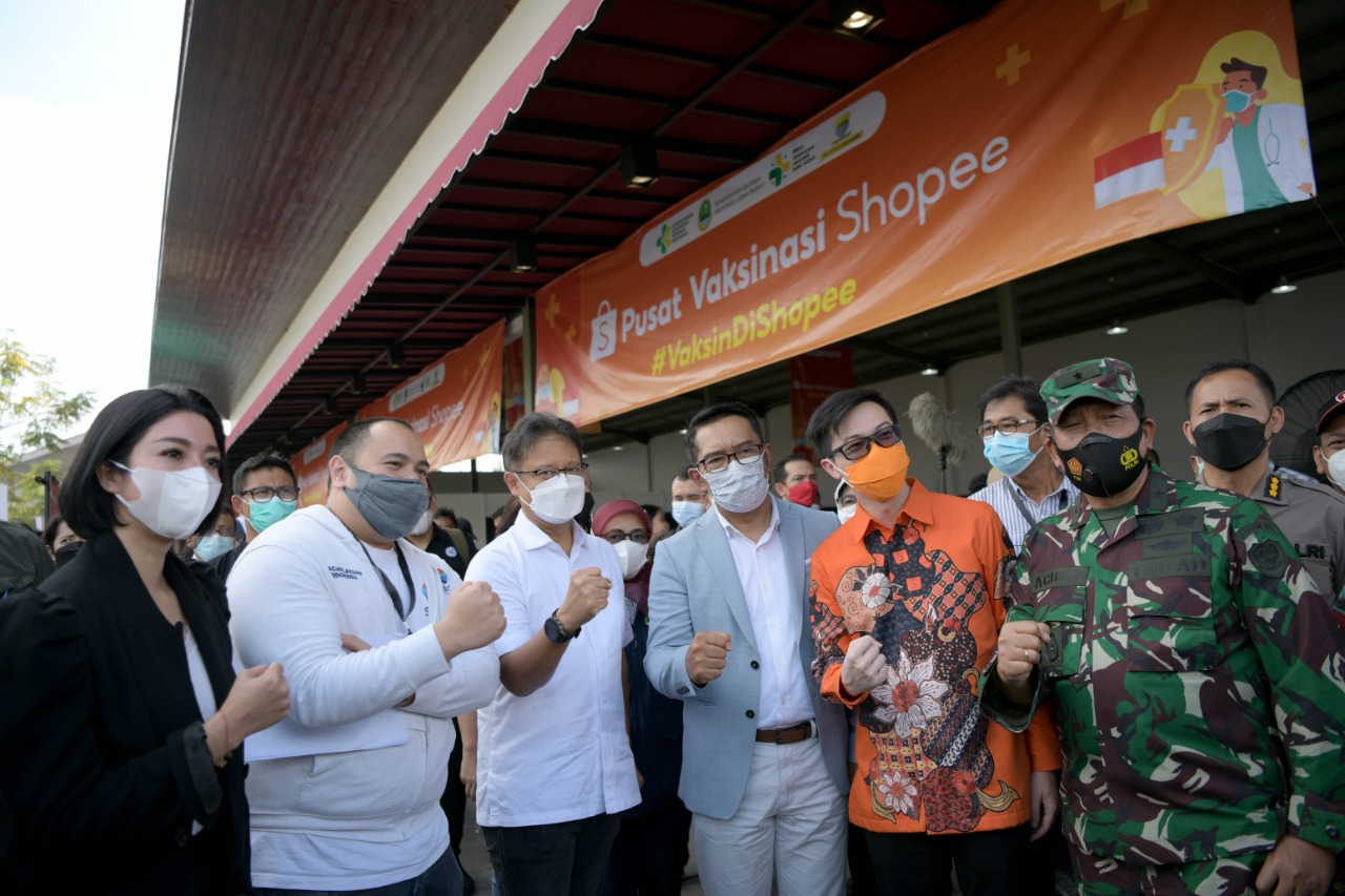Ridwan Kamil Dampingi...