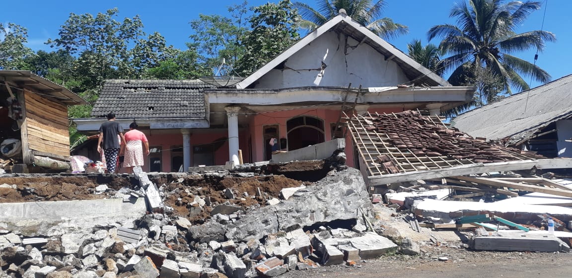 Ratusan Rumah di Lumajang...