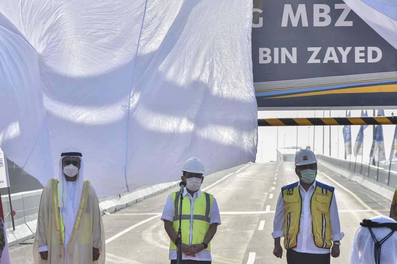 Tol Layang Japek Kini...