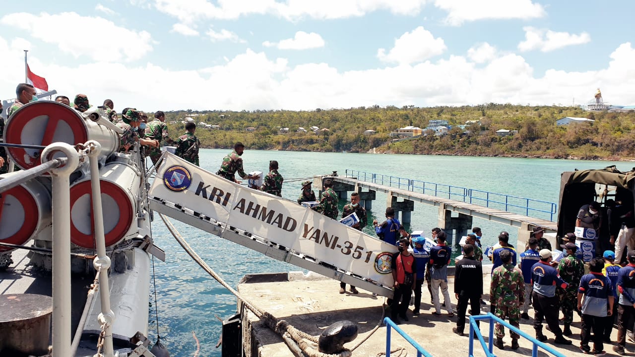 TNI Kerahkan KRI Ahmad...