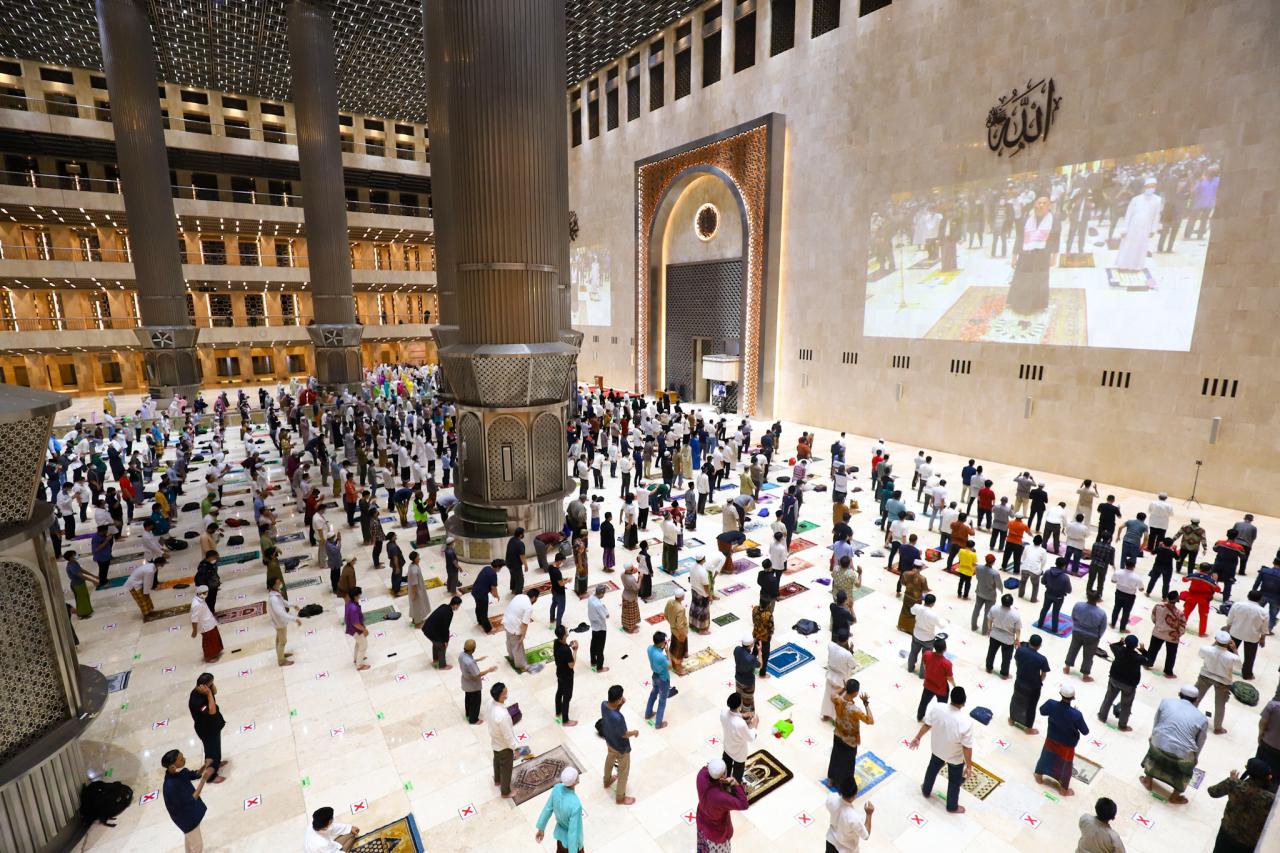 Masjid Istiqlal Gelar...
