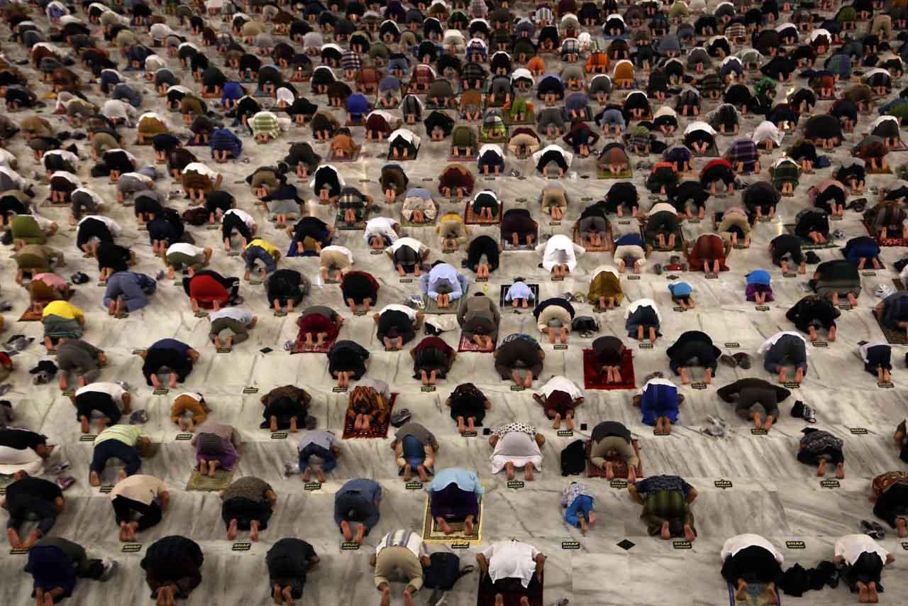 Begini Suasana Salat...