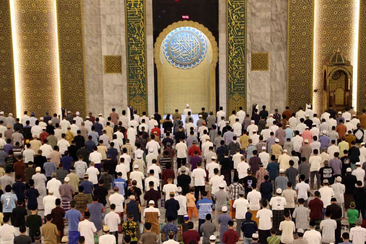 Begini Suasana Salat...