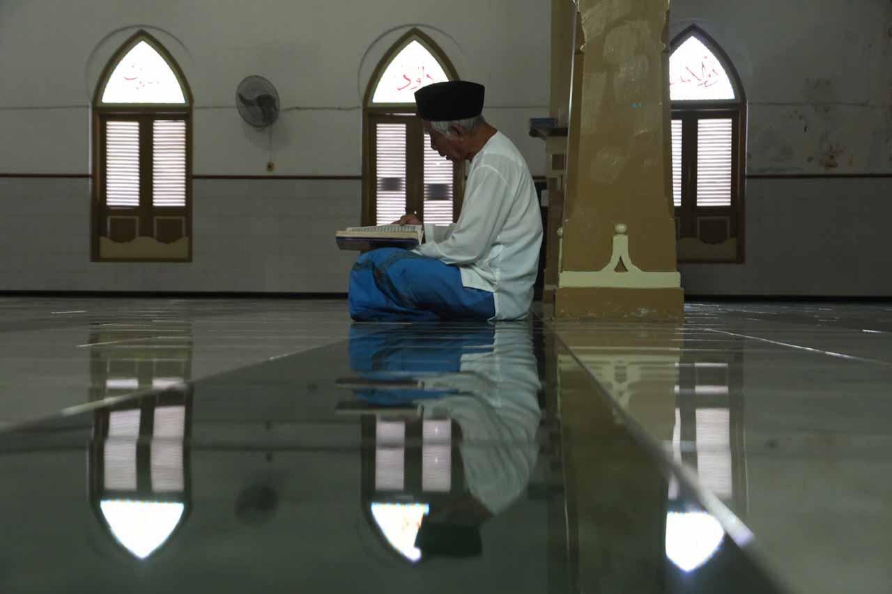 Umat Muslim Perbanyak...
