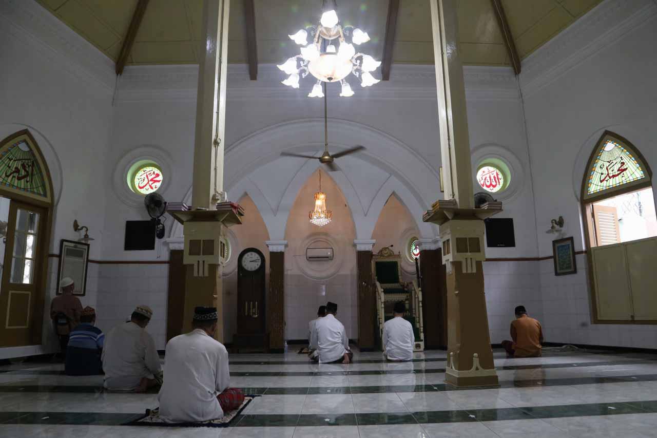 Umat Muslim Perbanyak...