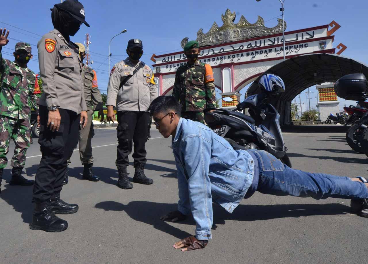 Satgas Covid-19 Gelar...