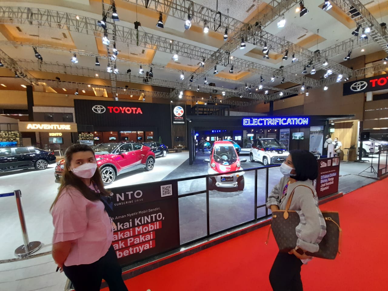 Pameran IIMS Hybrid...