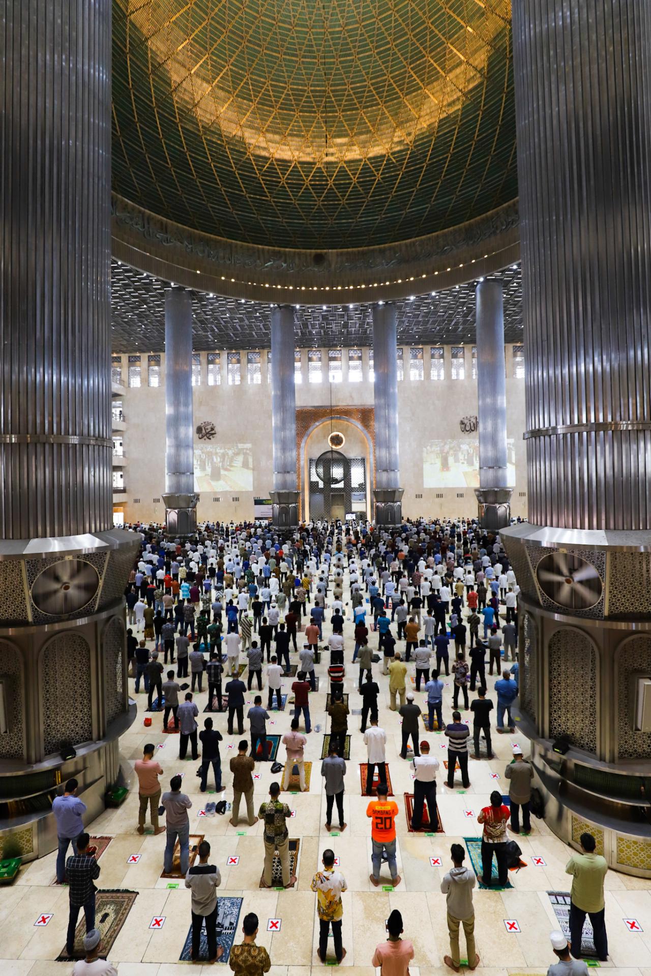 Begini Suasana Salat...