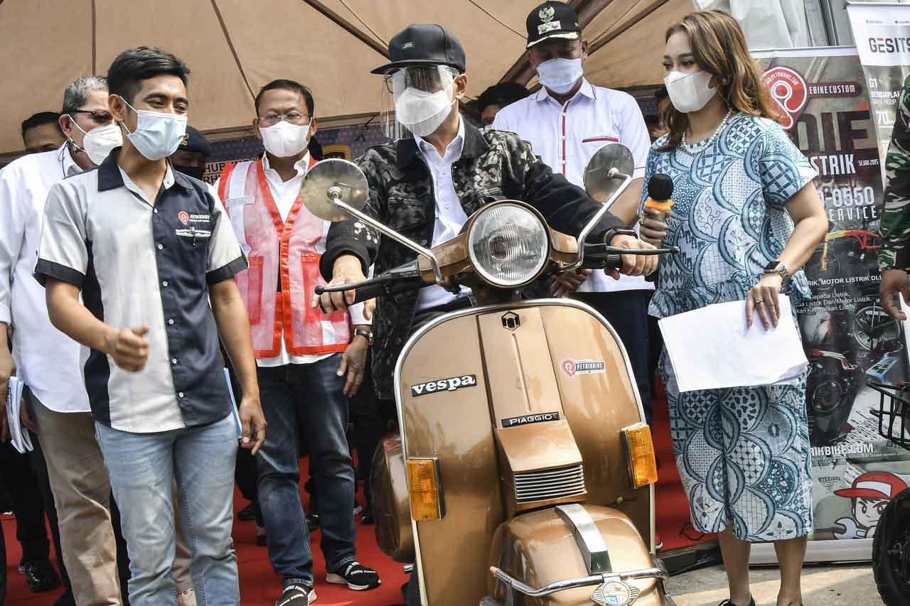 Menhub Sosialisasi Kendaraan...