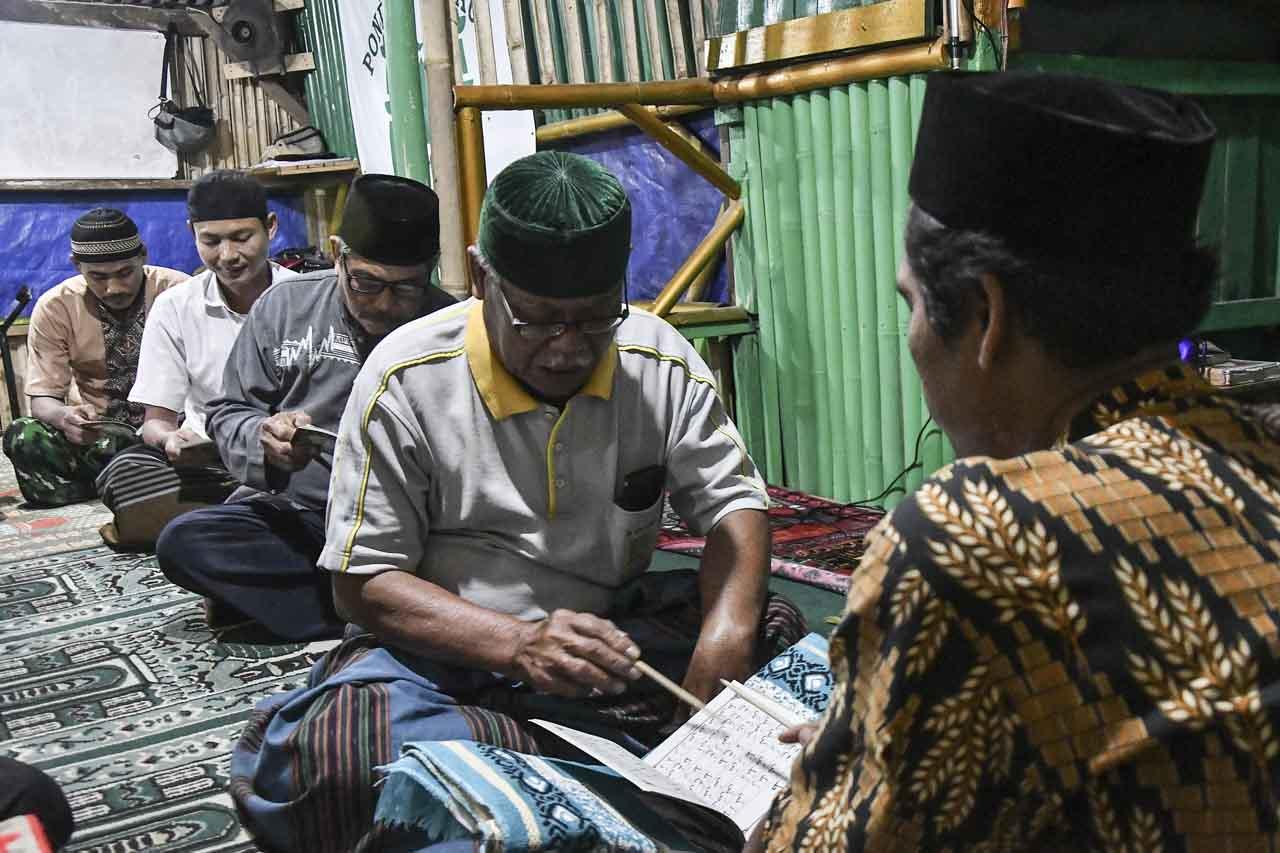 Melihat Semangat Para...