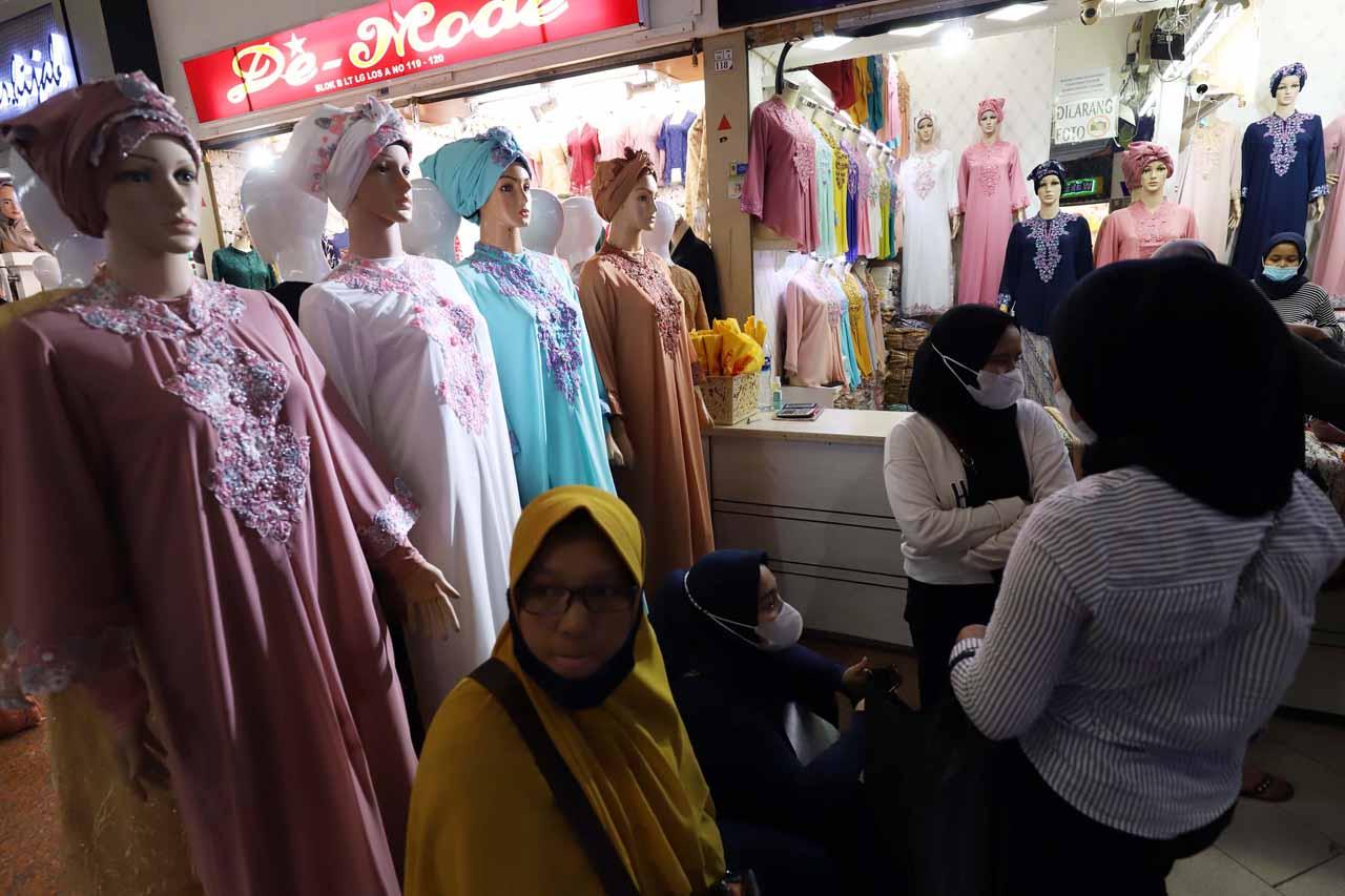 Permintaan Busana Muslim...