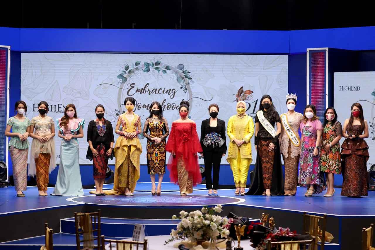 21 Perempuan Cantik...