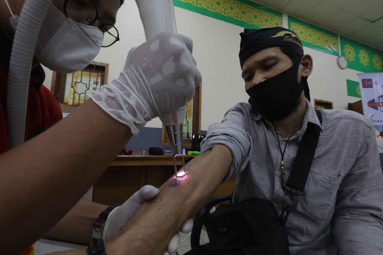 Berani Hijrah dengan...