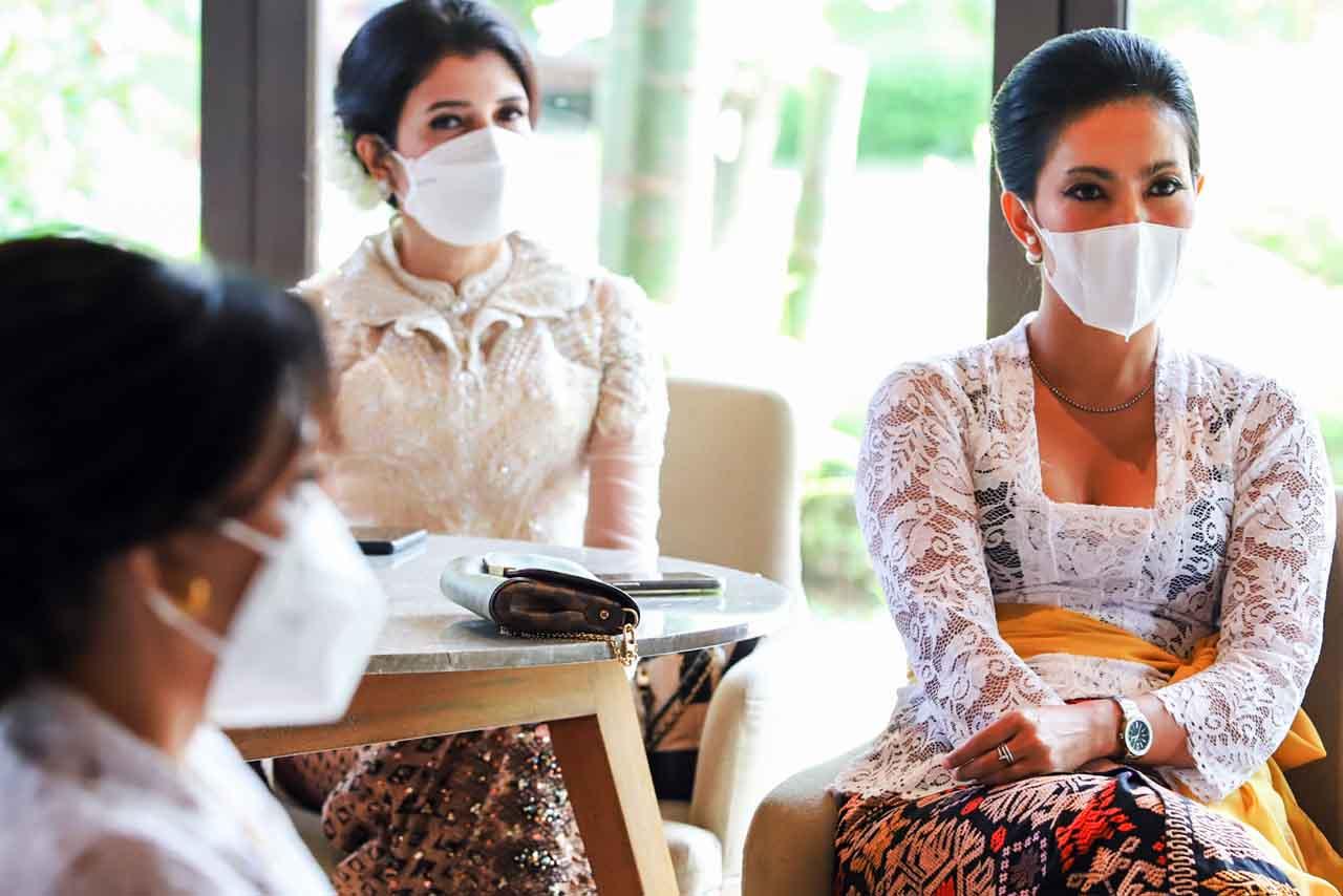 21 Perempuan Lintas...