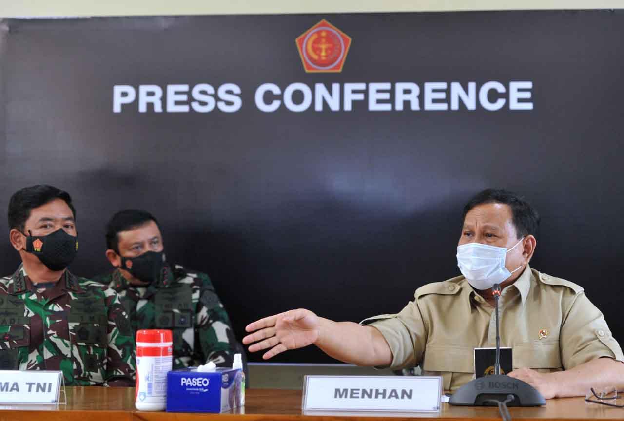 Menhan Prabowo Beri...