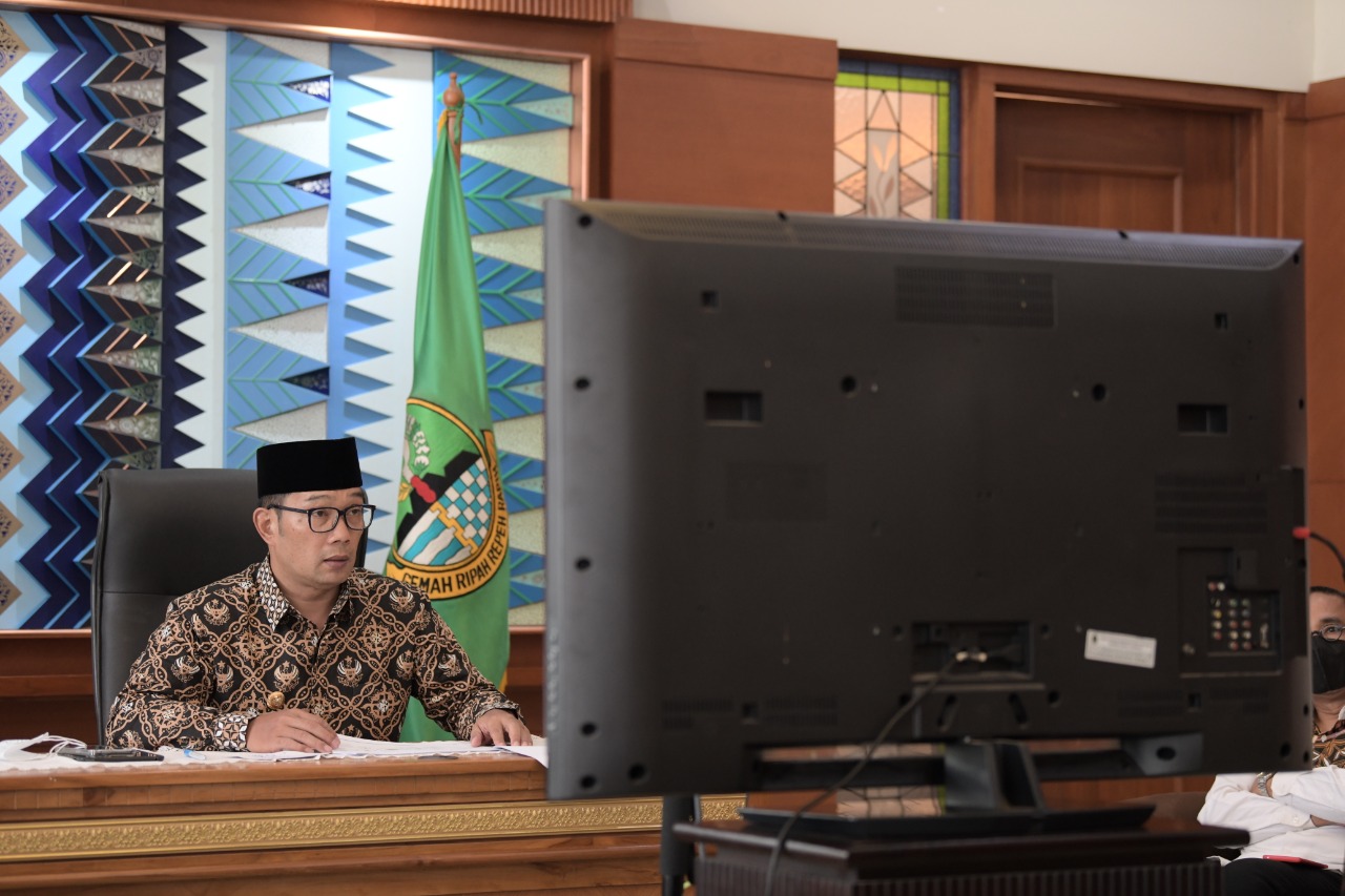 Ridwan Kamil Dukung...