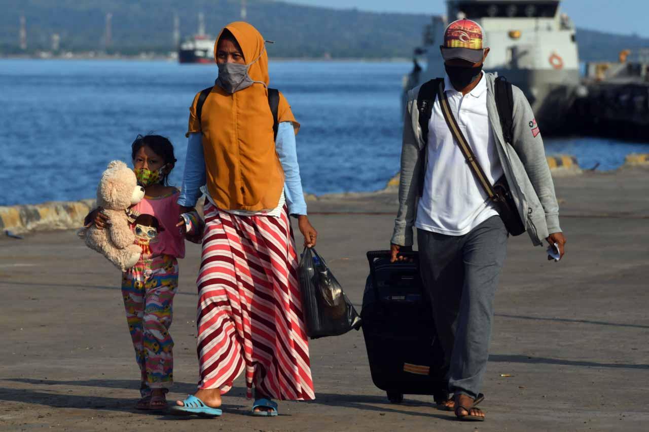Mudik Awal di Pelabuhan...