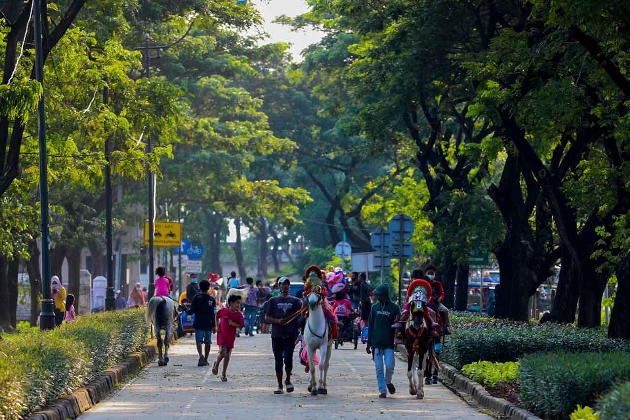 Serunya Ngabuburit dengan...