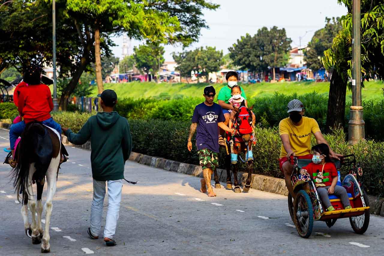 Serunya Ngabuburit dengan...