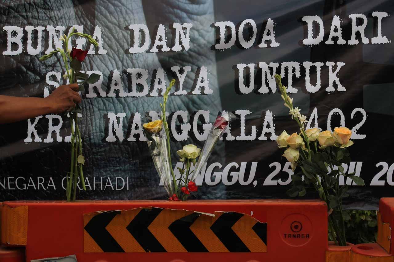 Bunga dan Doa untuk...
