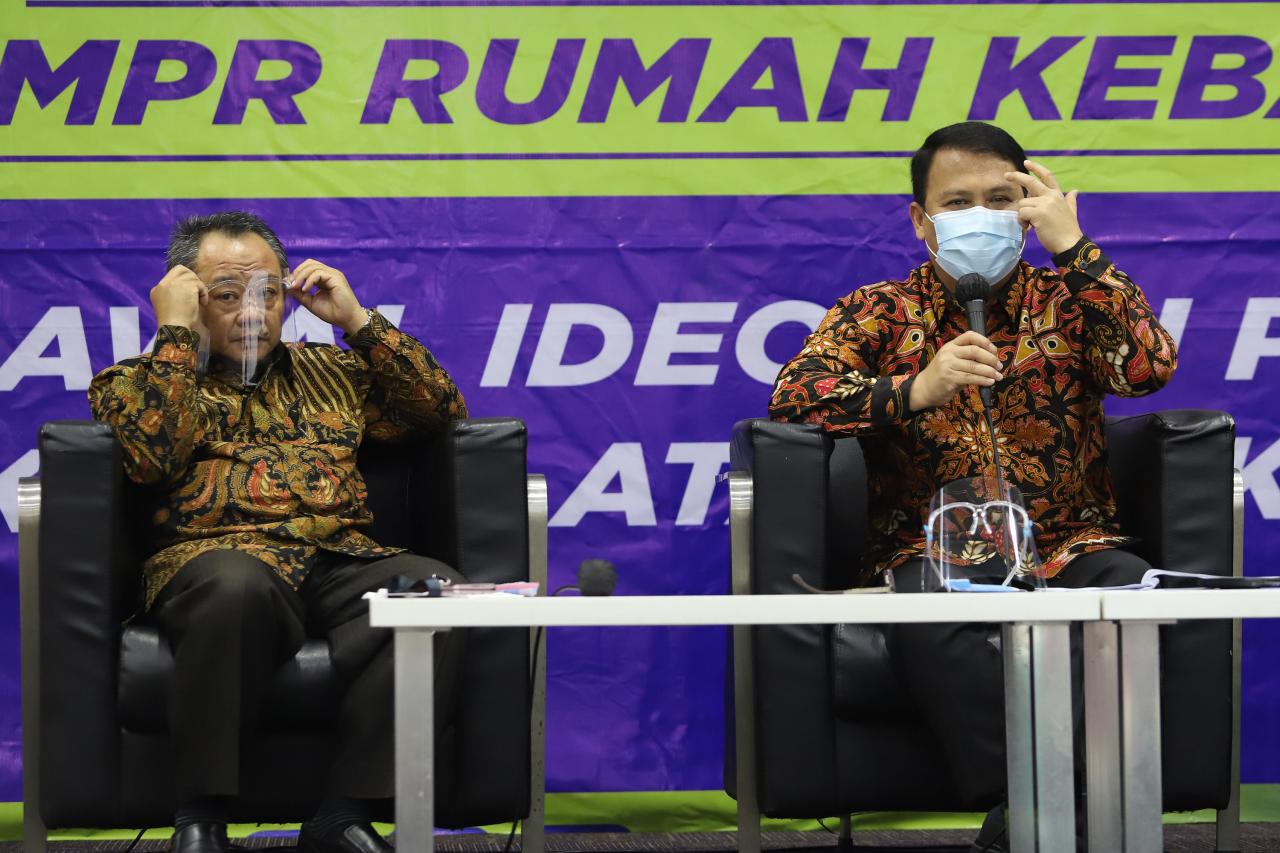 Diskusi Empat Pilar...