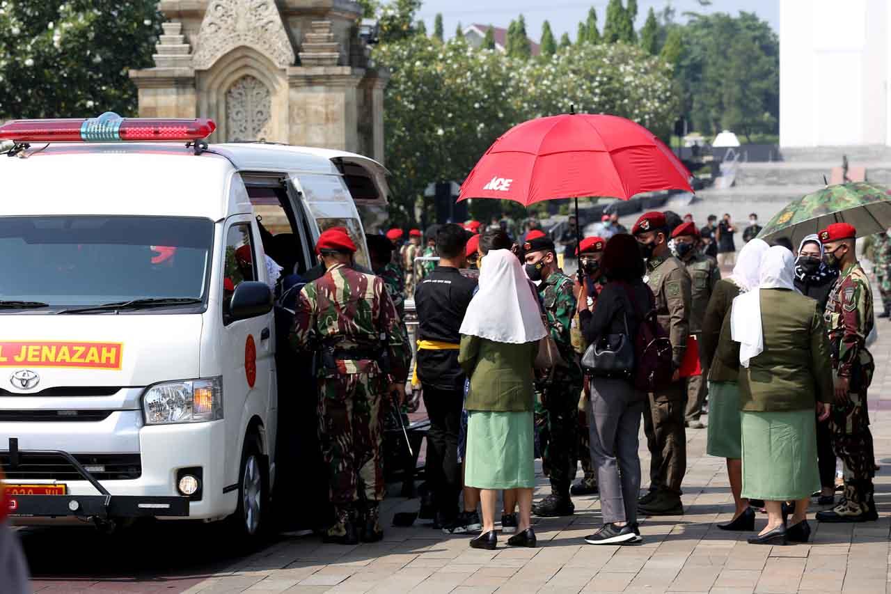 Pemakaman Militer Kabinda...