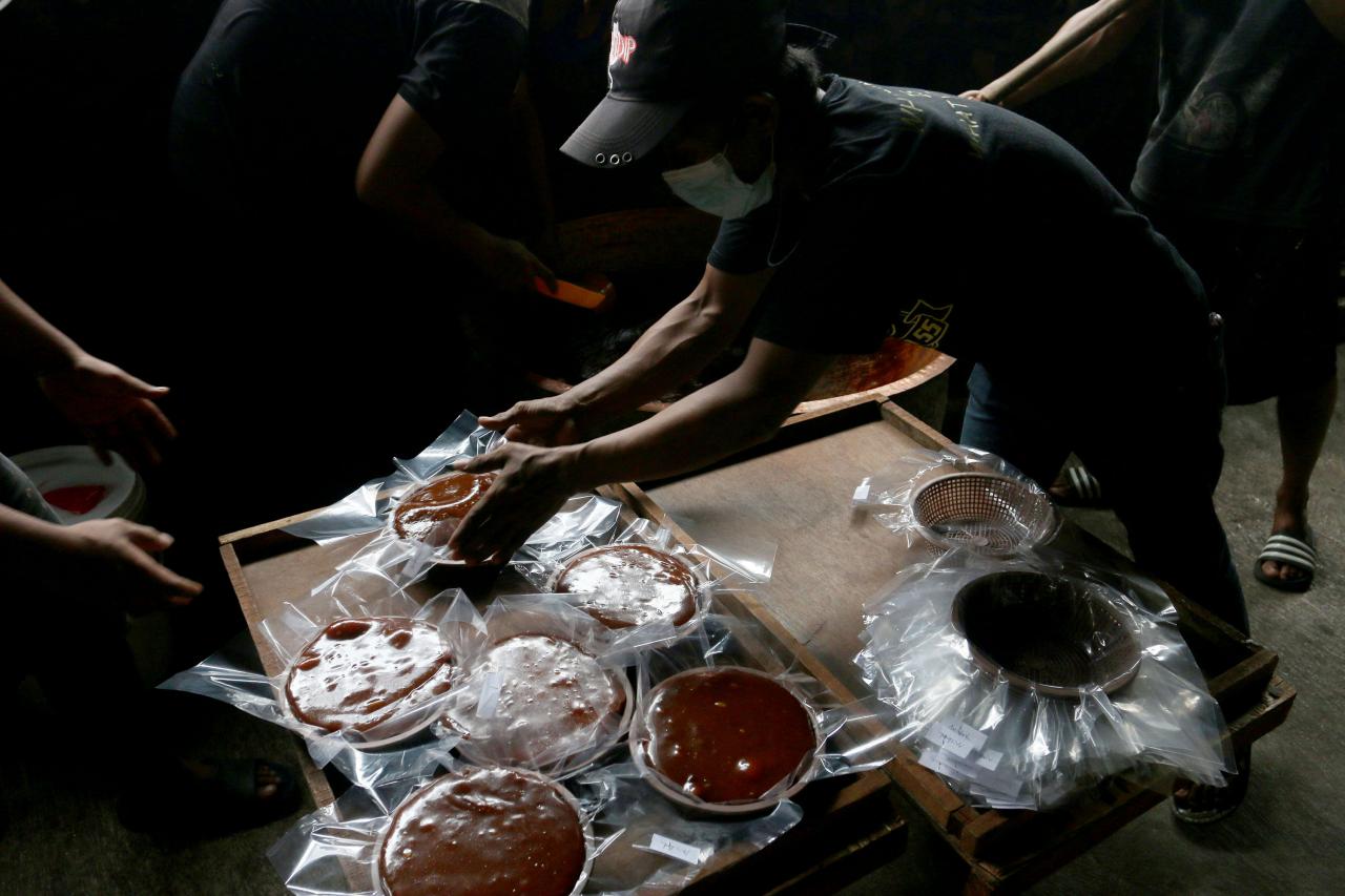 Produksi Dodol Betawi...