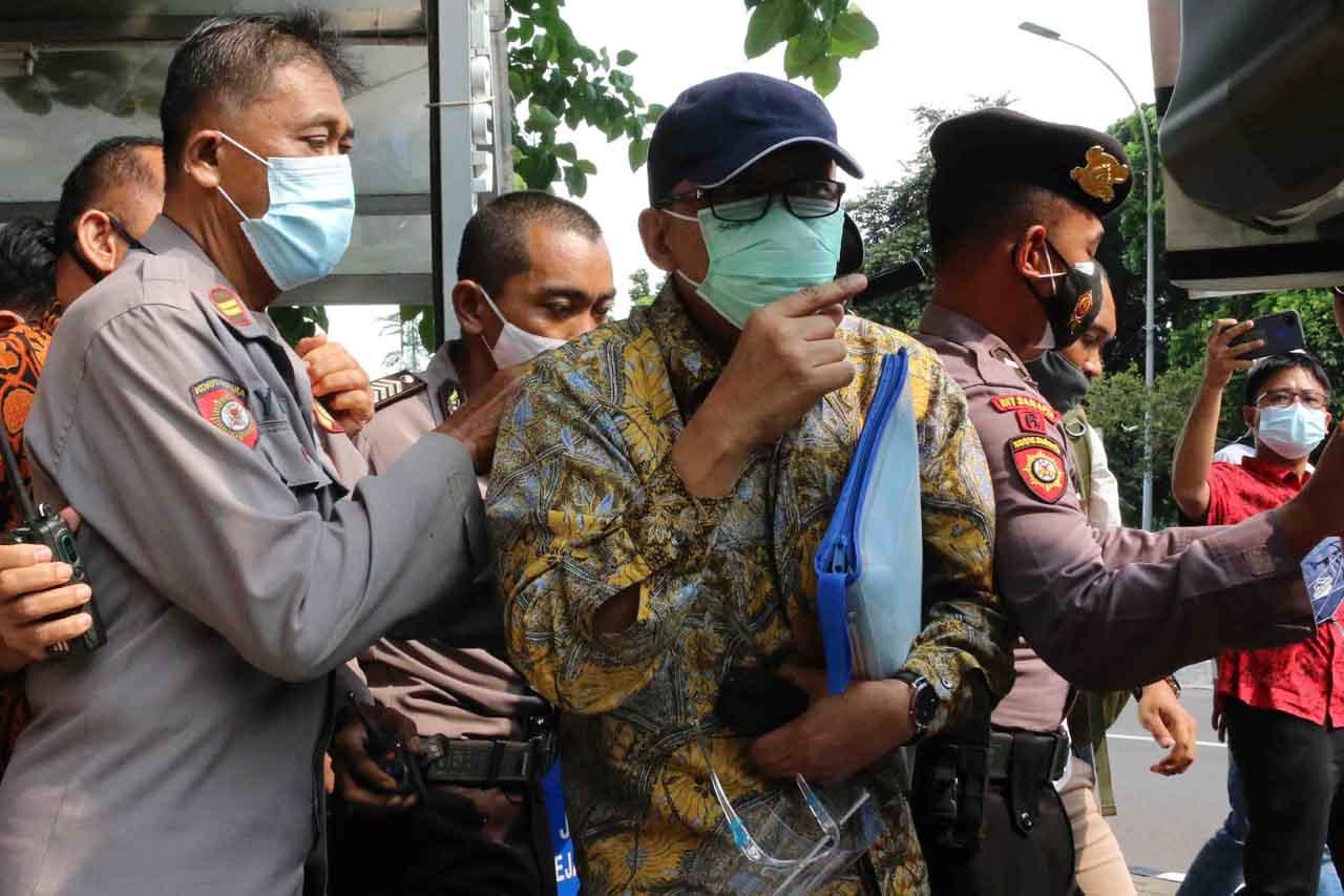 Kasus Suap Pajak, KPK...